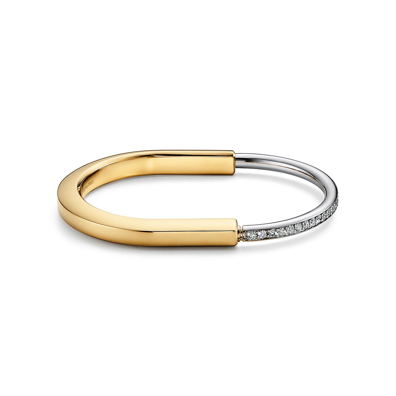 14ct Gold Lock Bracelet/with moissanite